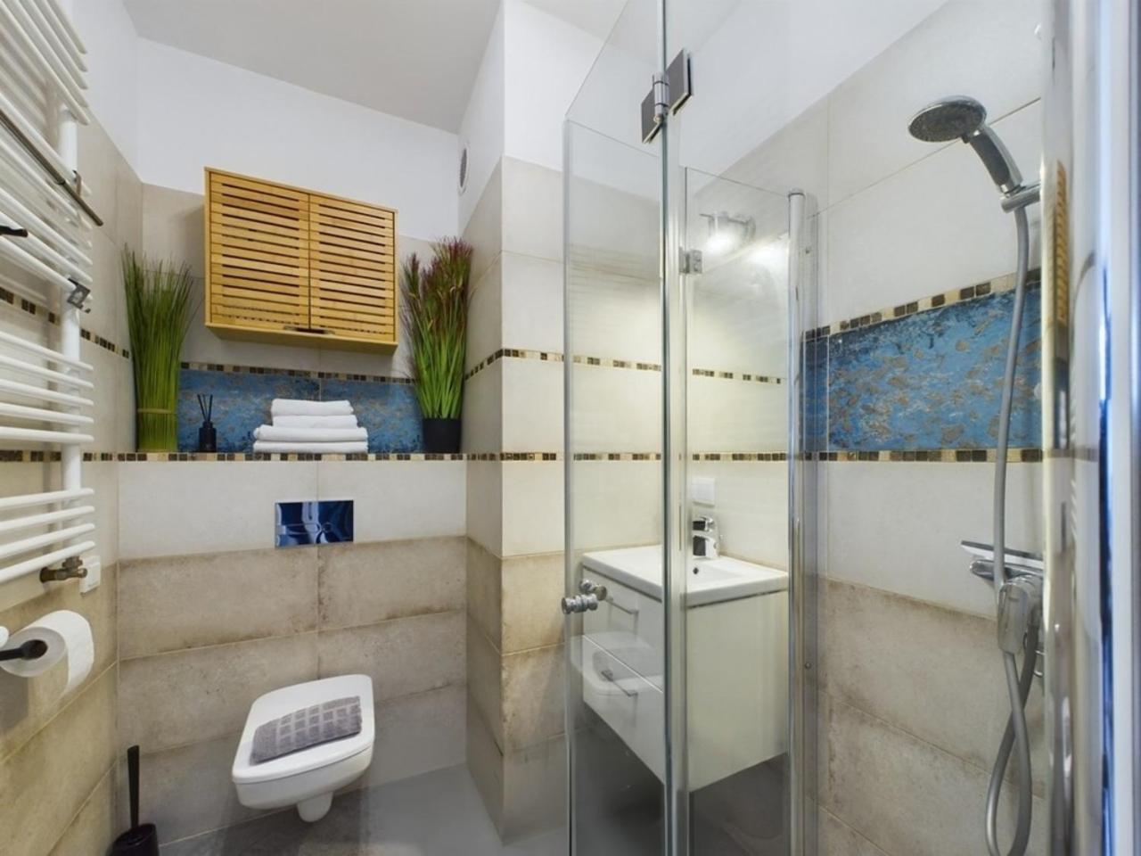 Apartament Helena ミエンジズドロイェ エクステリア 写真